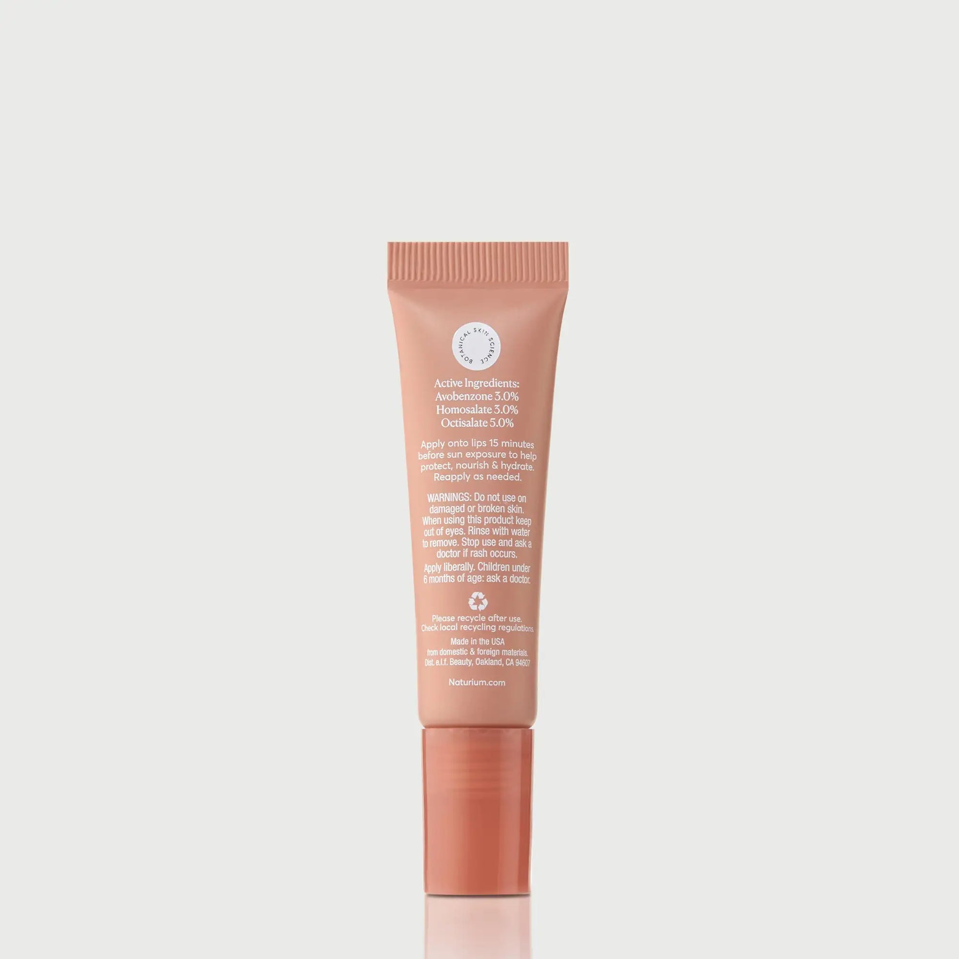 phyto-glow-lip-balm-spf-45-getaway-l0 NATR-10126_PhytoGlow_SPF_Getaway_primary_capon_back_bonebkgd_1.webp